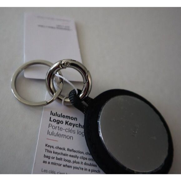 Lululemon LU9AX7S Unisex One Size Silver/Black Logo Keychain - Picture 4 of 4